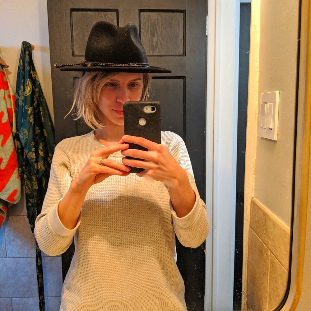 Hat (Classic Wool Felt Hat, Brand: Olive & Pique)